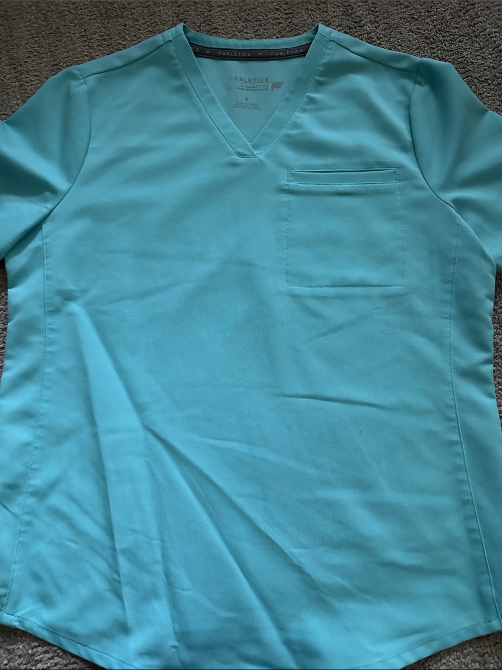 Fabletics V-Neck Scrub Top - Aqua
